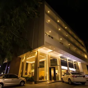 **** Hotel Roopa Elite India